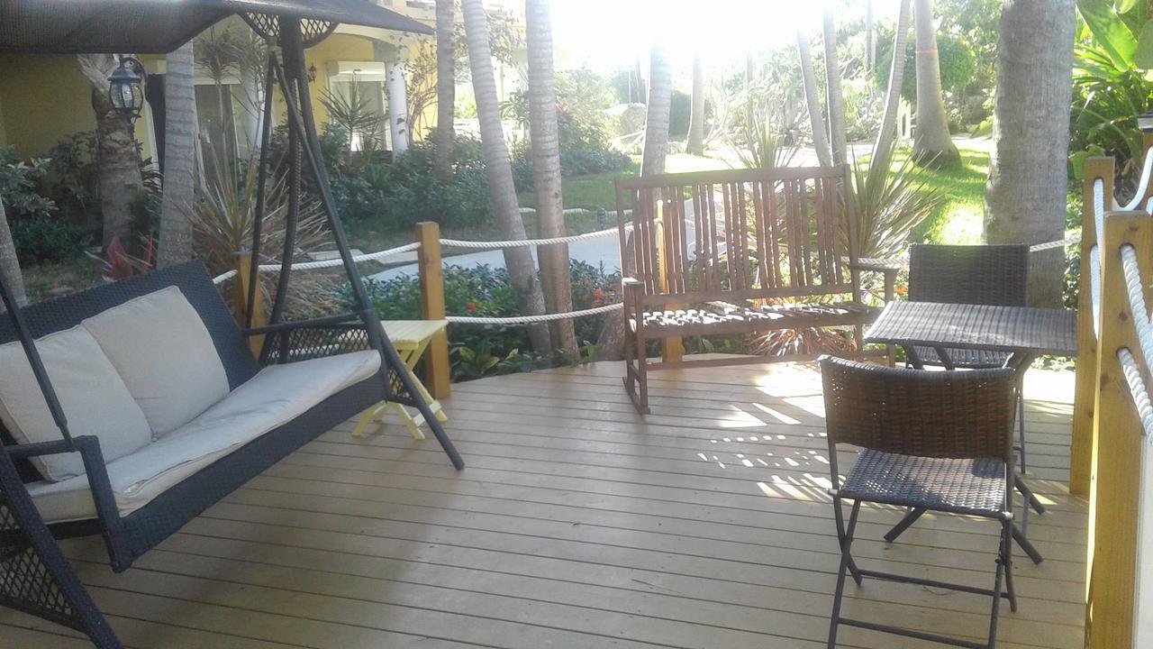 Queen Angel Resort Apartment Providenciales Eksteriør bilde